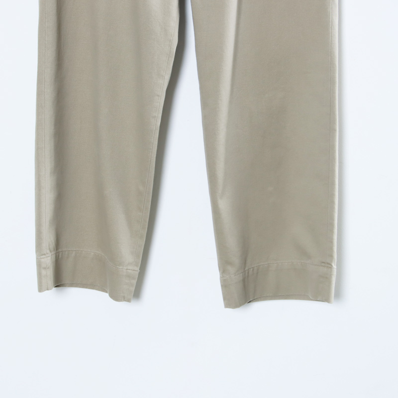 COMOLI (コモリ) KHAKI チノパンツ / カーキチノパンツ