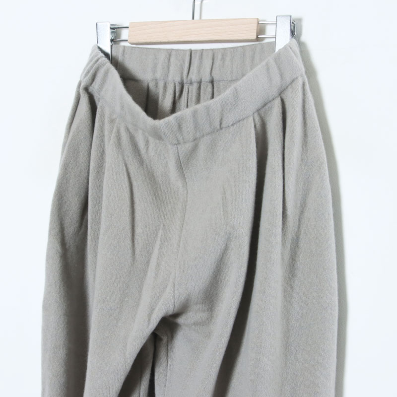 evameva (エヴァムエヴァ) cashmere pants / カシミヤ パンツ