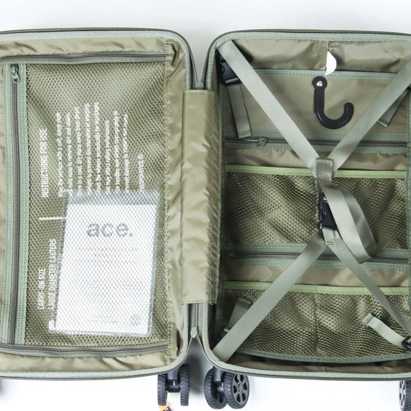 Fresh Service (フレッシュサービス) ace. × FTS CABIN CASE / ace. x