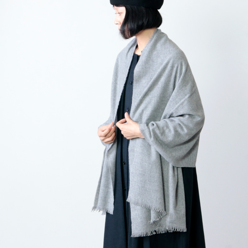 Johnstons (ジョンストンズ) cashmere light weightstole / カシミヤ