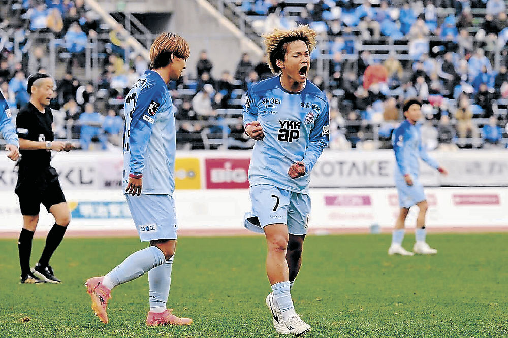 カターレ富山〉5得点、逆転で初勝利 亀田2戦連続ゴール J3讃岐を