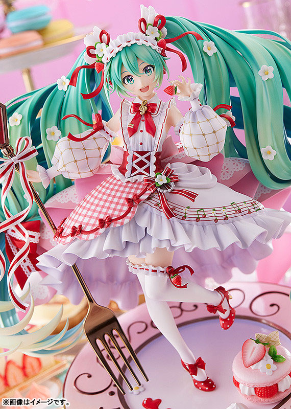 初音ミク 15th Anniversary Ver. 1/7 完成品フィギュア（再販