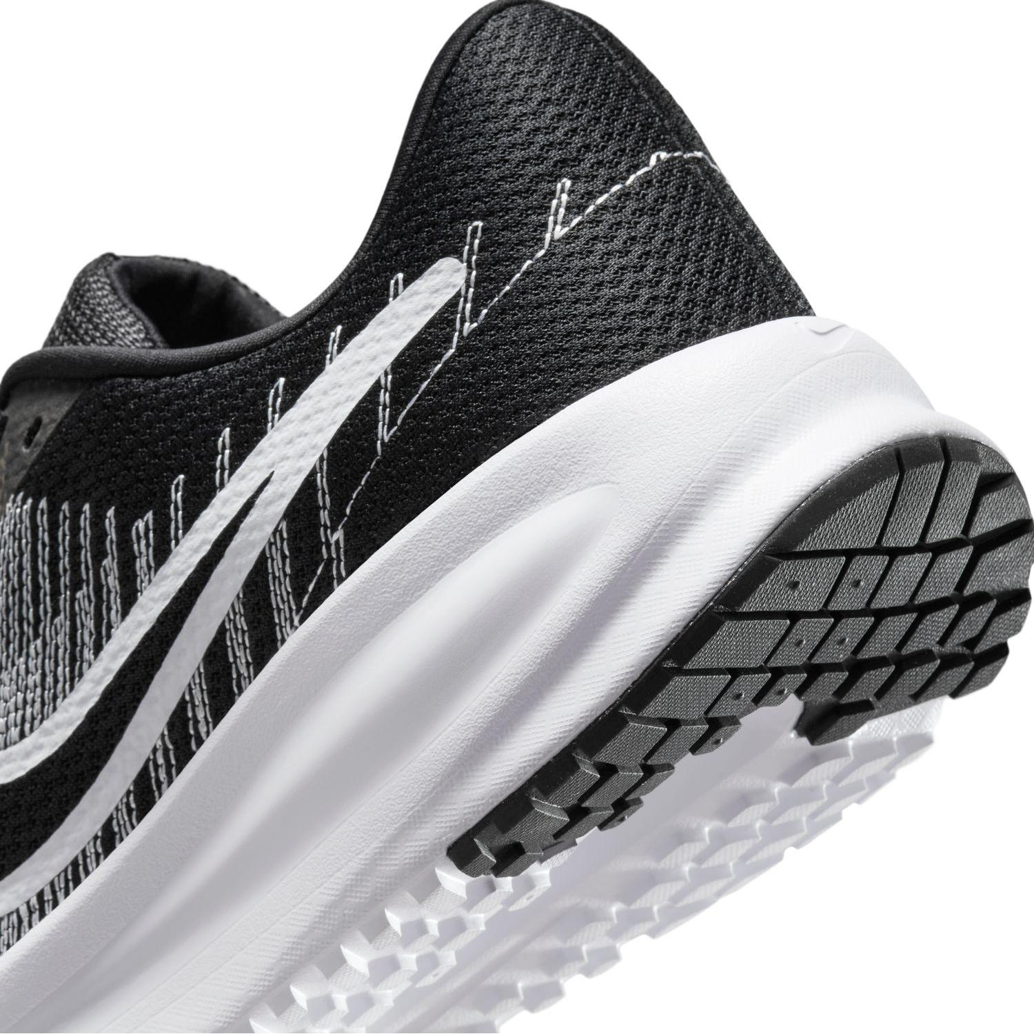 NIKE NIKE Run Defy｜OSHMAN'S ONLINE 公式通販
