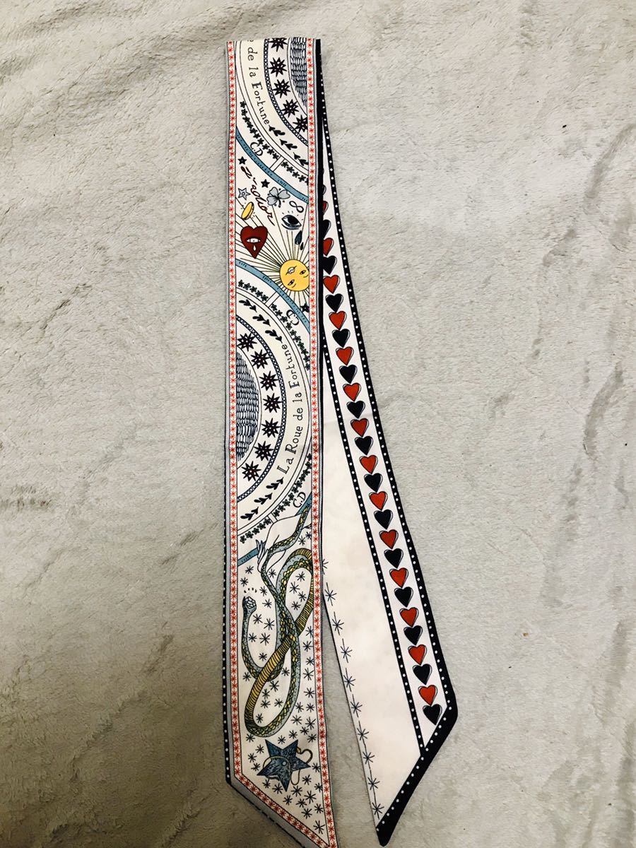 ディオール スカーフ ミッツァ 運命の輪 タロットカード ツイリー 占い