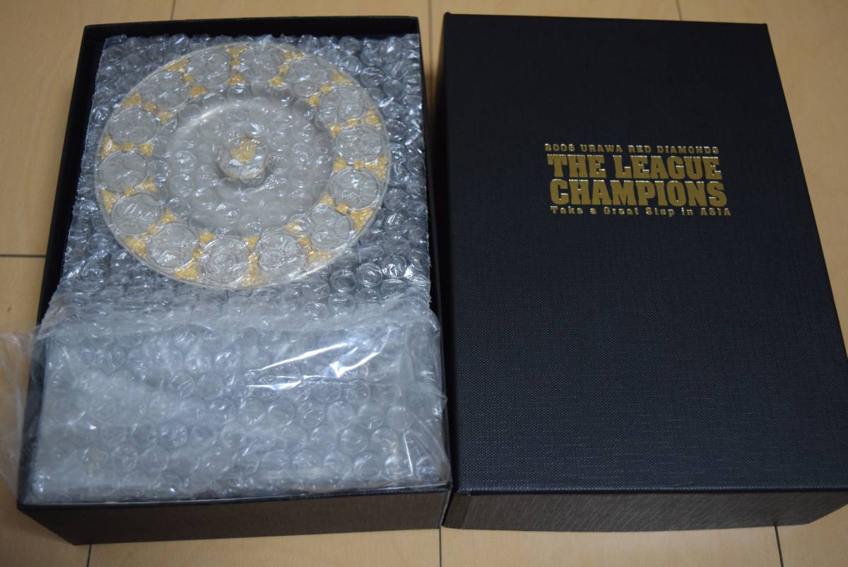 中古☆浦和レッズ☆2006 Jリーグ優勝記念グッズ（シャーレ（優勝銀皿
