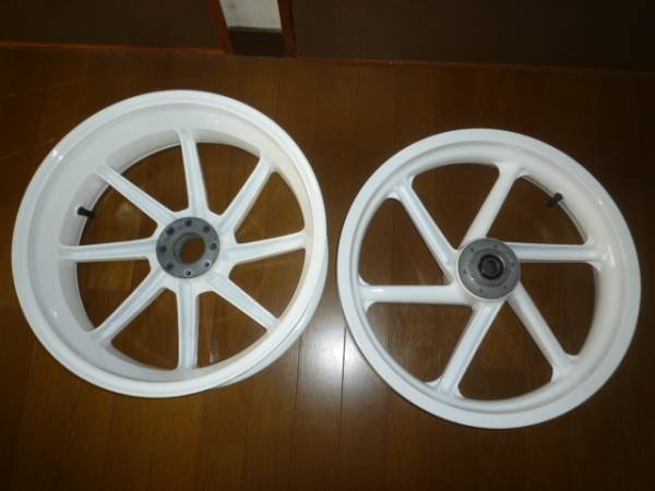◯ホンダ純正◯マグホイール◯フロント◯RS250？◯NSR250？◯ ◯ホンダ