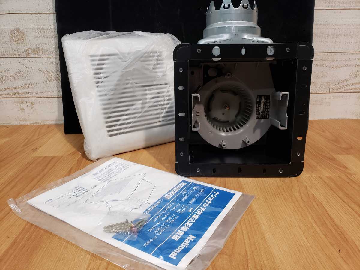 National 天井埋込型換気扇 新品 3点 National 天井埋込型換気扇 新品