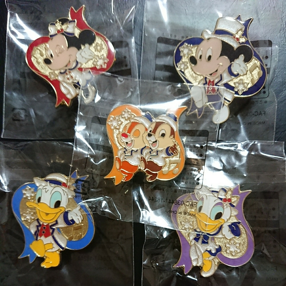 ディズニー ピンバッジ チップ デール クリスマス 2007 ディズニー