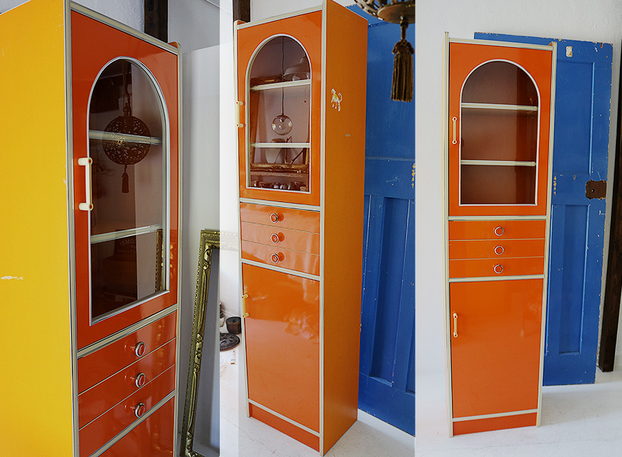 昭和 レトロ ポップ 収納棚 食器棚 飾り棚 キャビネット ガラス戸