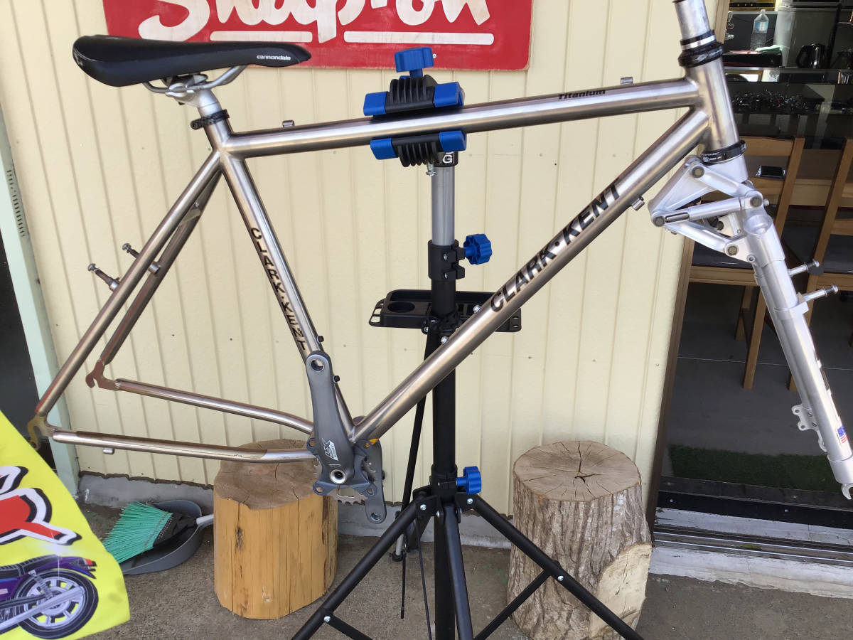 amp research ジャンクフレーム アンプリサーチ 【公式通販】