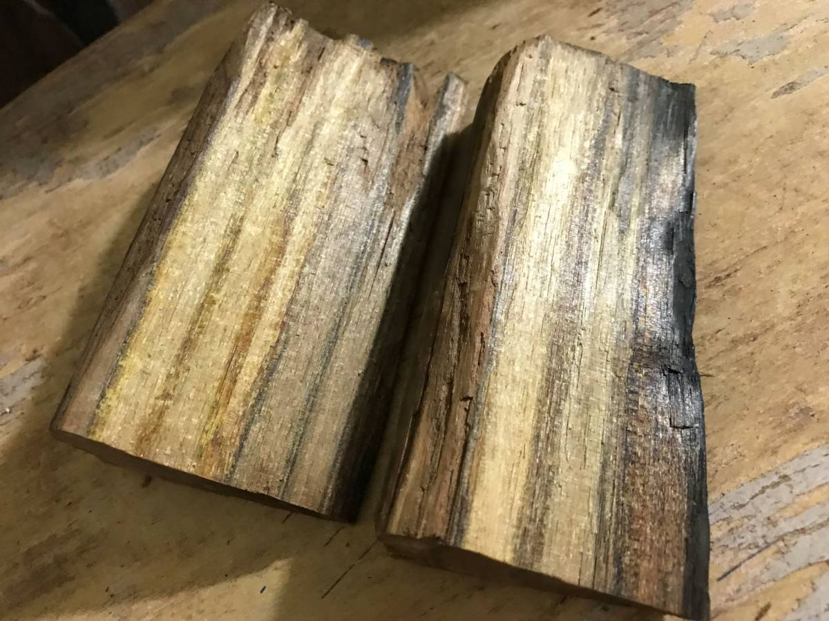 未使用】樹脂が黄色く輝く！「☆黄熟香 216g 輪切の縦割」 天然