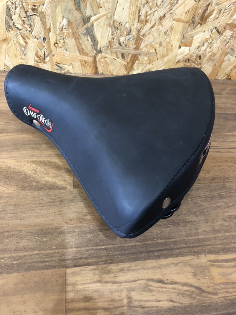 オランダ製 LEPPER スプリング付き本革サドル オランダのクラシック