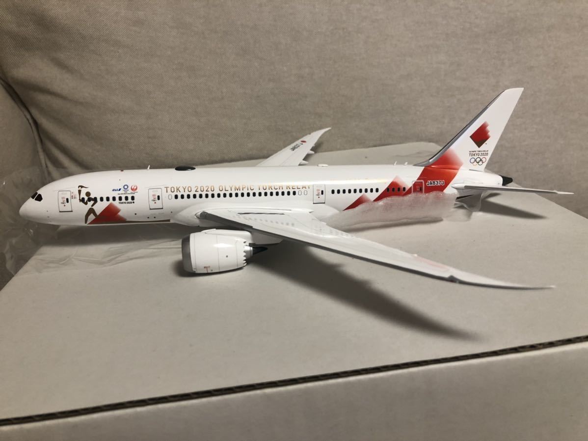 貴重】東京2020オリンピック聖火特別輸送機 1/200スケールモデル