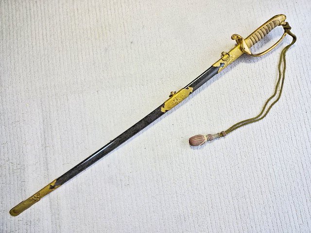旧日本軍 軍刀 指揮刀 儀礼刀 鮫皮 当時物 模造刀 旧日本軍