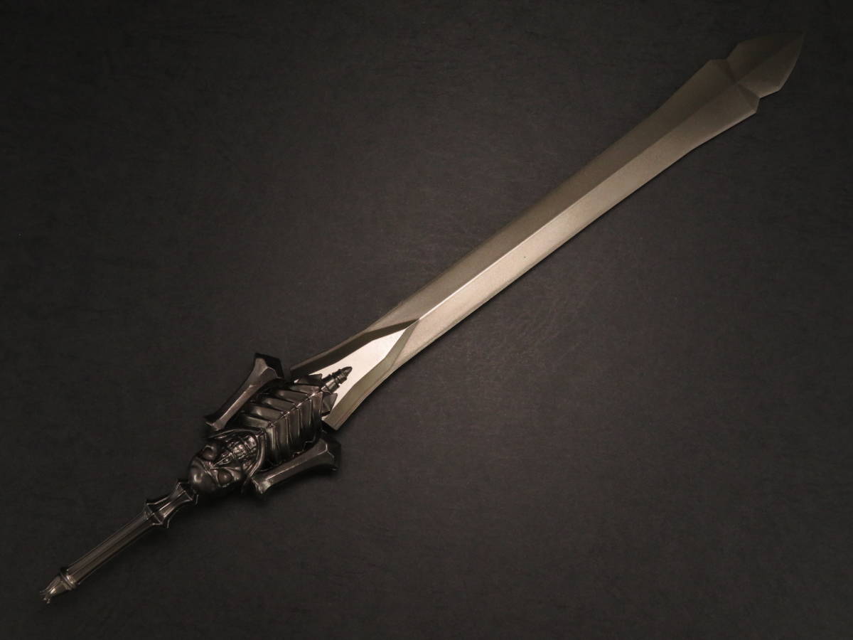 DMC デビル メイ クライ ダンテ 魔剣リベリオン 金属製 模造刀 美術品