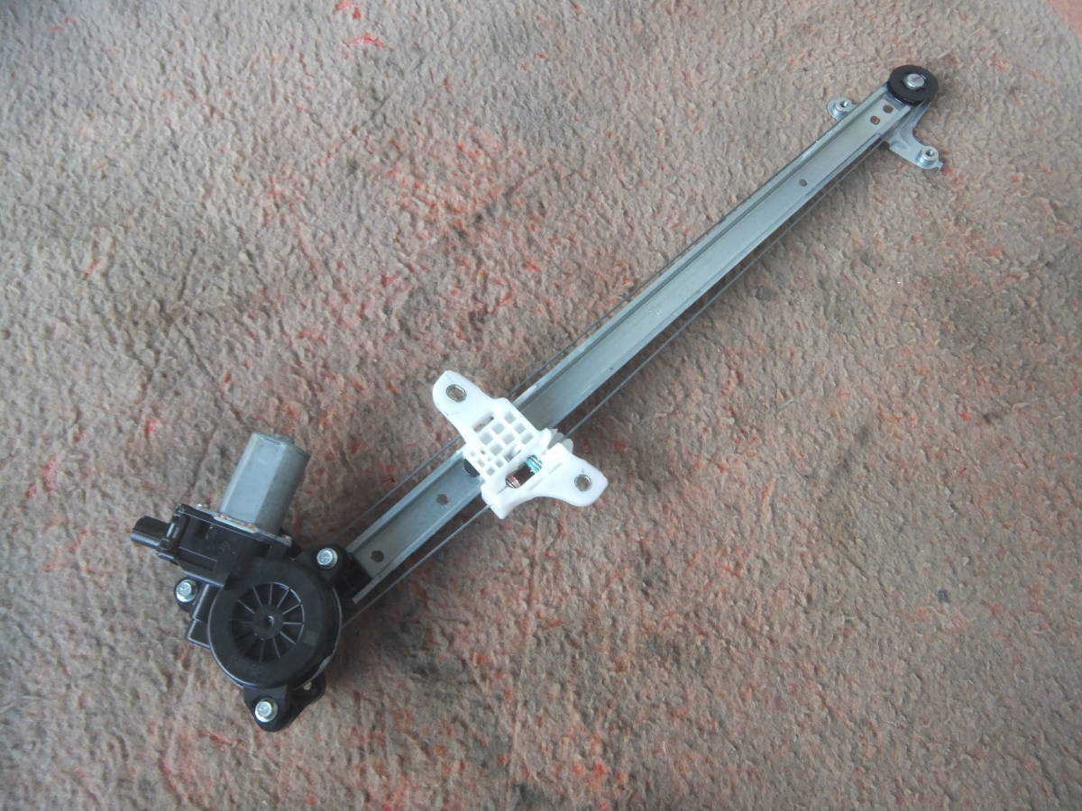 DA17Vパワーウインドウレギュレーター助手席 エブリィ