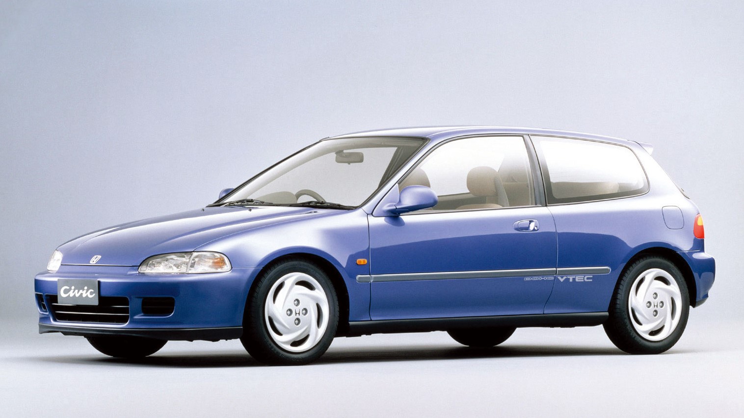 頭文字D』を彩った伝説の名車列伝16 ホンダ シビック（EG型） 編