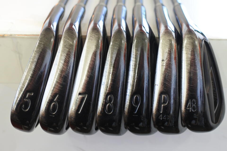 T100・S BLACK｜タイトリスト｜アイアンセット｜ダイナミックゴールド