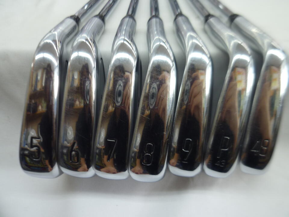 T200 2023｜タイトリスト｜アイアンセット｜ﾀﾞｲﾅﾐｯｸｺﾞｰﾙﾄﾞ 105