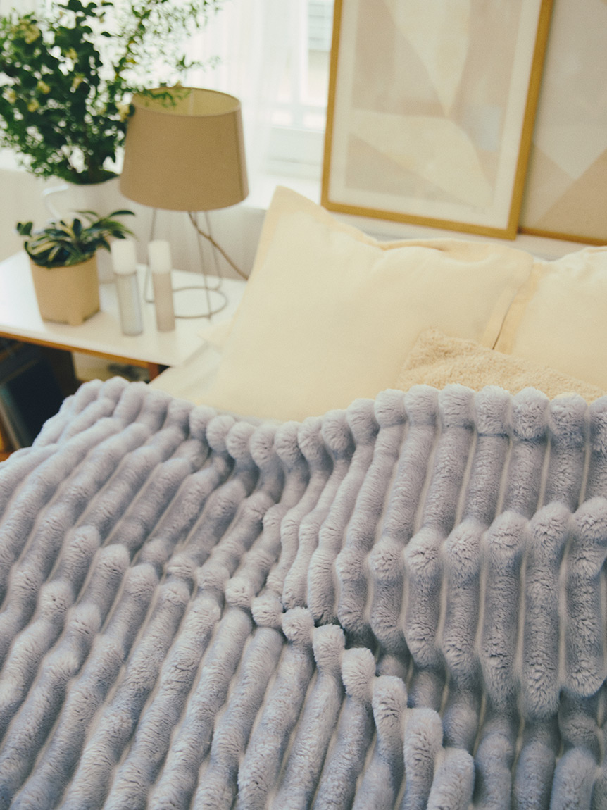 Sleep】ハートロゴちび刺繍 毛布(ブランケット・タオルケット)｜ルーム