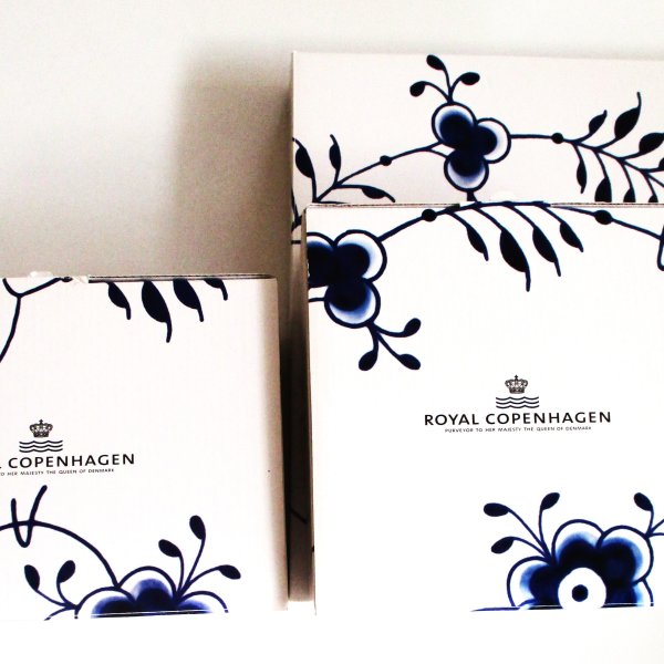ロイヤルコペンハーゲンROYAL COPENHAGEN ブルーフルーテッド メガ