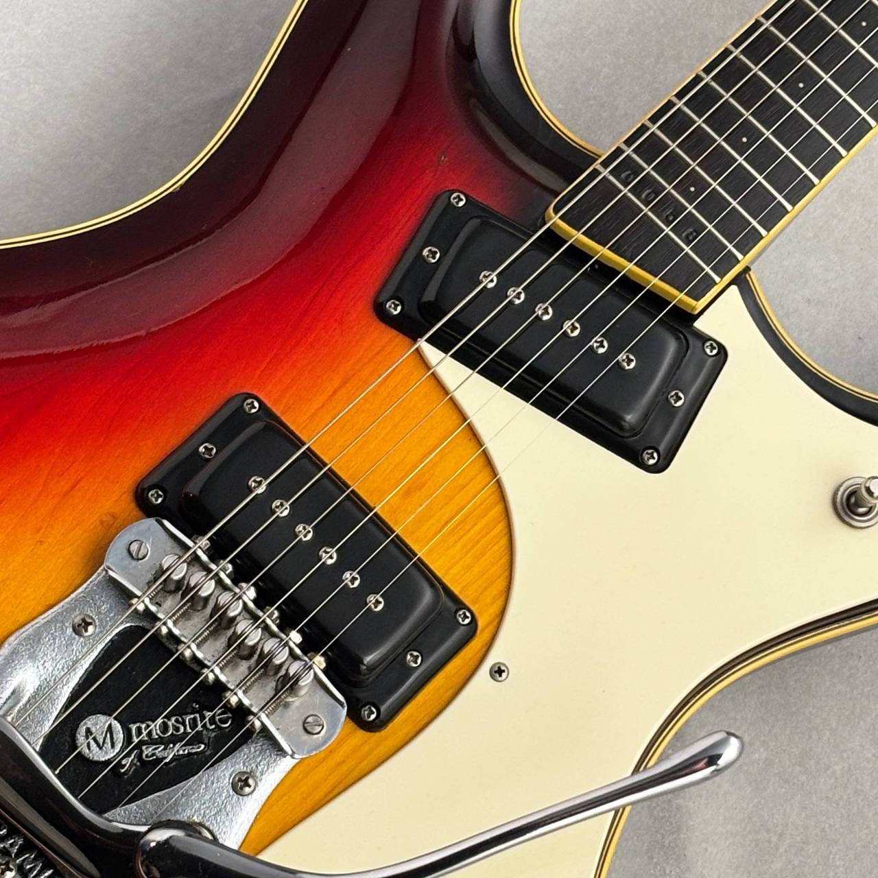 Mosrite The Ventures Model Mark-I V-63 Reissue ~3-Tone Sunburst