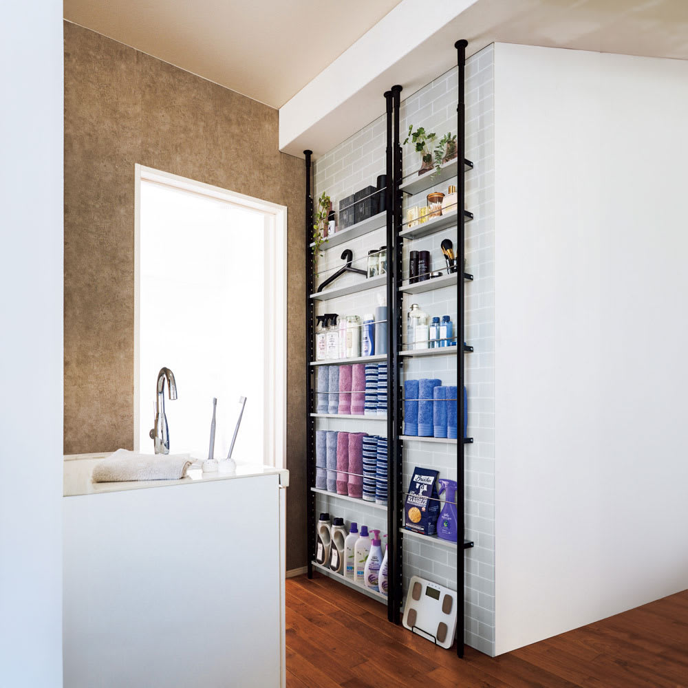 超薄型突っ張りディスプレイ収納ラック 幅70cmタイプ 奥行12cm高さ