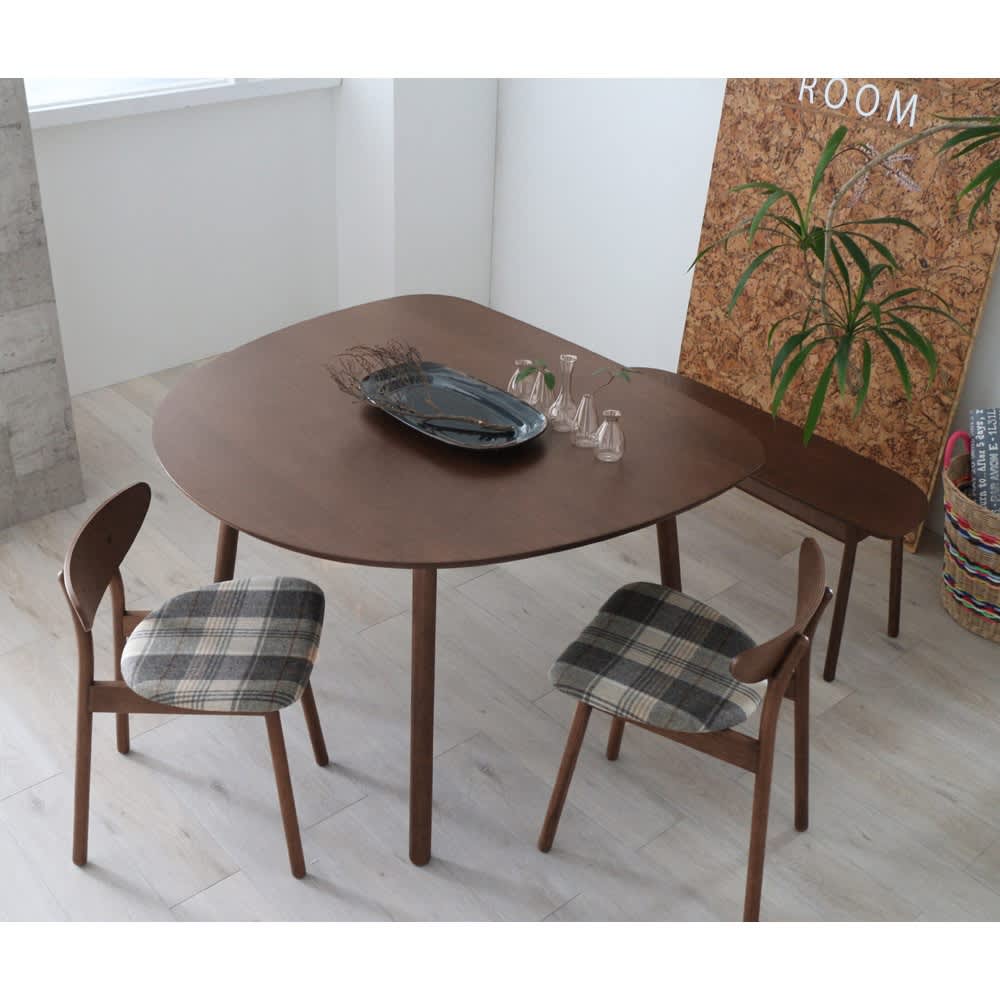 cobrina/コブリナ オーク天然木 ダイニングテーブル 幅111cm 奥行100cm