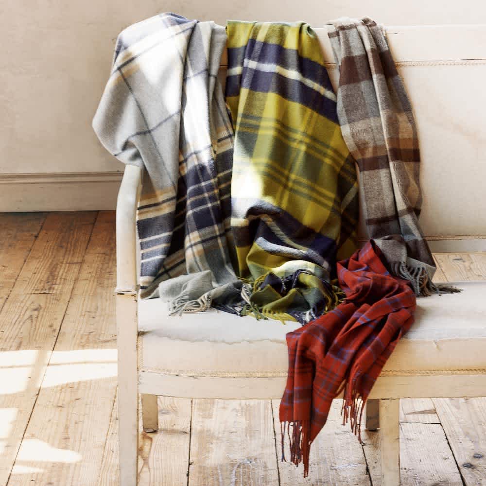 Johnstons of Elgin/ジョンストンズ オブ エルガン カシミヤ100％ 大判