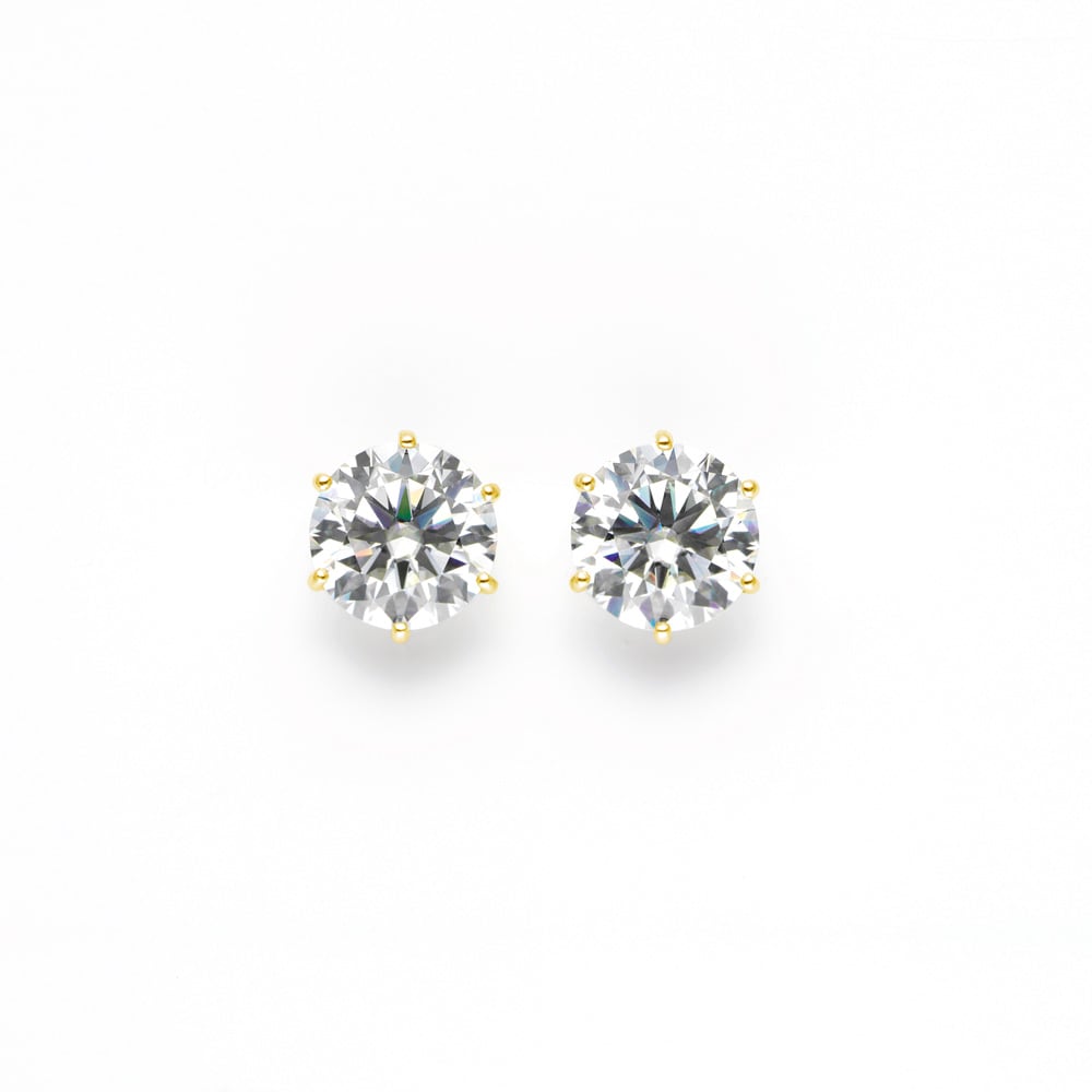 EMMA/エマ Pt/K18 合成モアサナイト ピアス（2ct相当） 通販 - ディノス