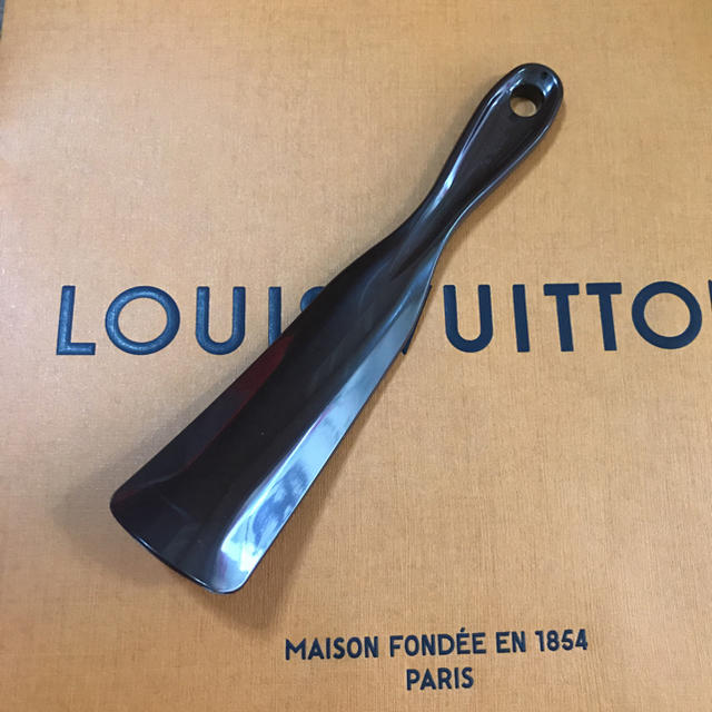 LOUIS VUITTON - ルイヴィトン 靴べら 茶色 未使用品の通販 by