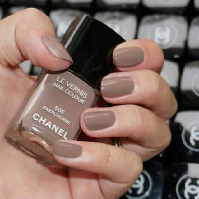 CHANEL - CHANEL ヴェルニ 505の通販 by py's shop｜シャネルならラクマ