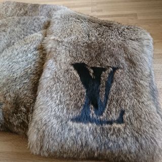 LOUIS VUITTON（マフラー/ショール）のフリマアイテム一覧
