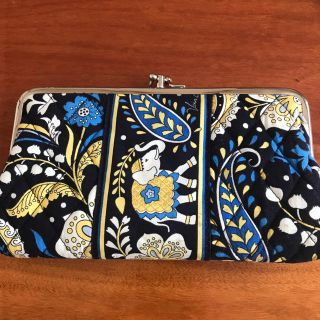 Vera Bradley（財布）のフリマアイテム一覧
