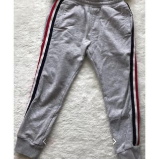 MONCLER（パンツ/スパッツ）のフリマアイテム一覧