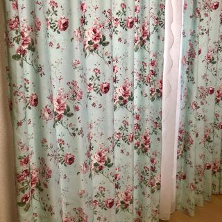 ニトリ - takahashi様専用 カーテン 花柄の通販 by RRR's shop｜ニトリ