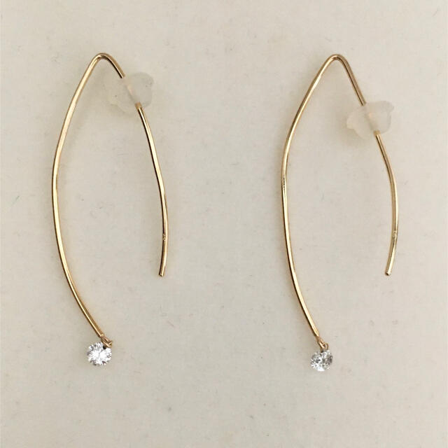 AHKAH - AHKAH アーカー ダイヤモンド ベアリーフ ピアス K18YG 0.12ct