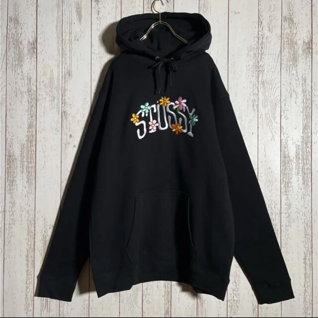 STUSSY - stussy パーカー 花 刺繍の通販 by K｜ステューシーならラクマ
