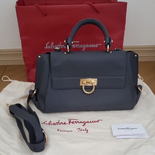 Salvatore Ferragamo - Ferragamo ソフィアの通販 by rrr's shop