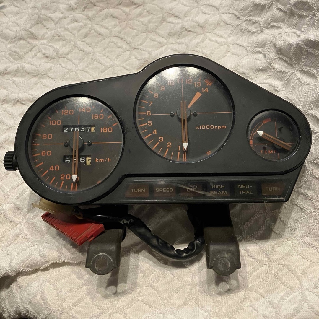 ホンダ vt250z メーター vt250fe CBR400f VFR400Kの通販 by