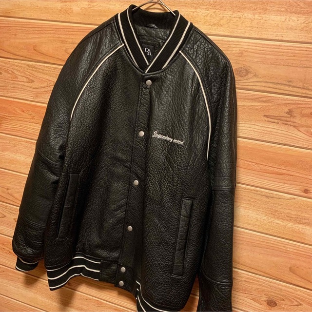 ZARA - ZARA スタジャン 本革 水牛 黒の通販 by ピカソ's shop｜ザラ