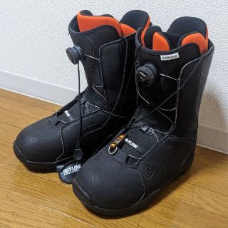 FLOW（ブーツ）のフリマアイテム一覧