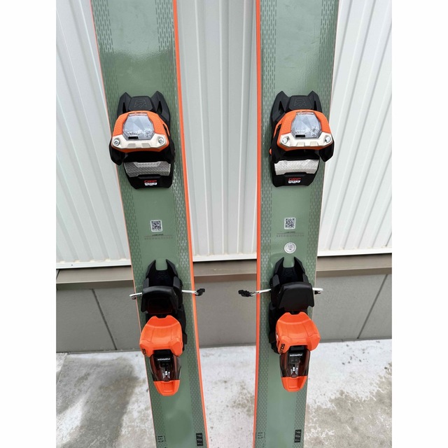 salomon qst 106 サロモン スキー 板 181cm squire サロモン スキー板