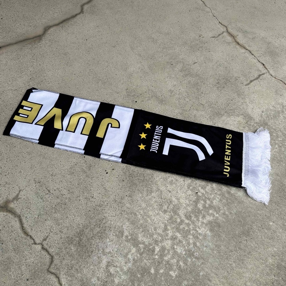 サッカーマフラー フットボールマフラー ユベントス juventusの通販 by