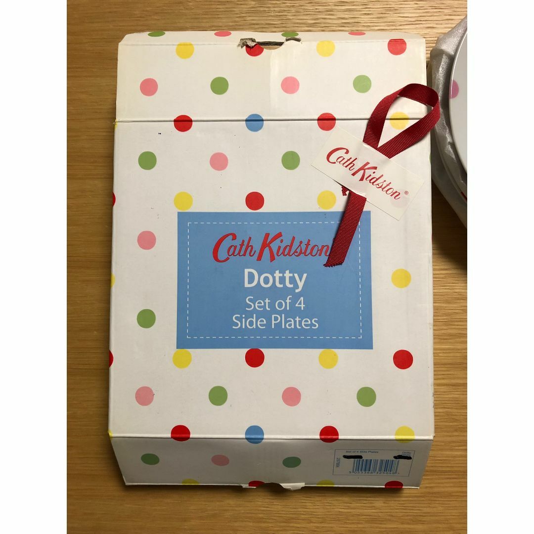 Cath Kidston - キャスキッドソン ドット柄プレート4枚セットの通販 by