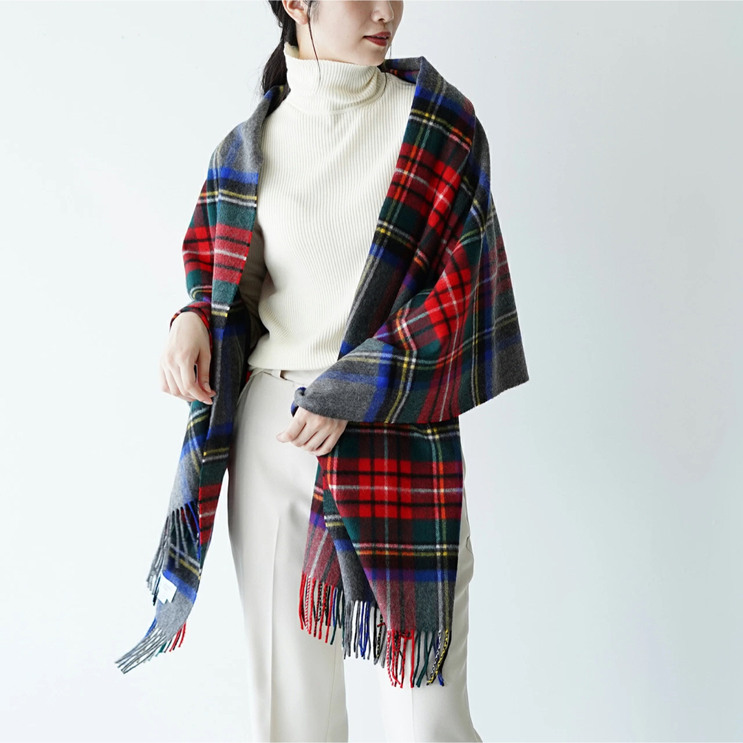 お*よ様 ジョンストンズ スカーフ ナチュラルスチュワート タータン