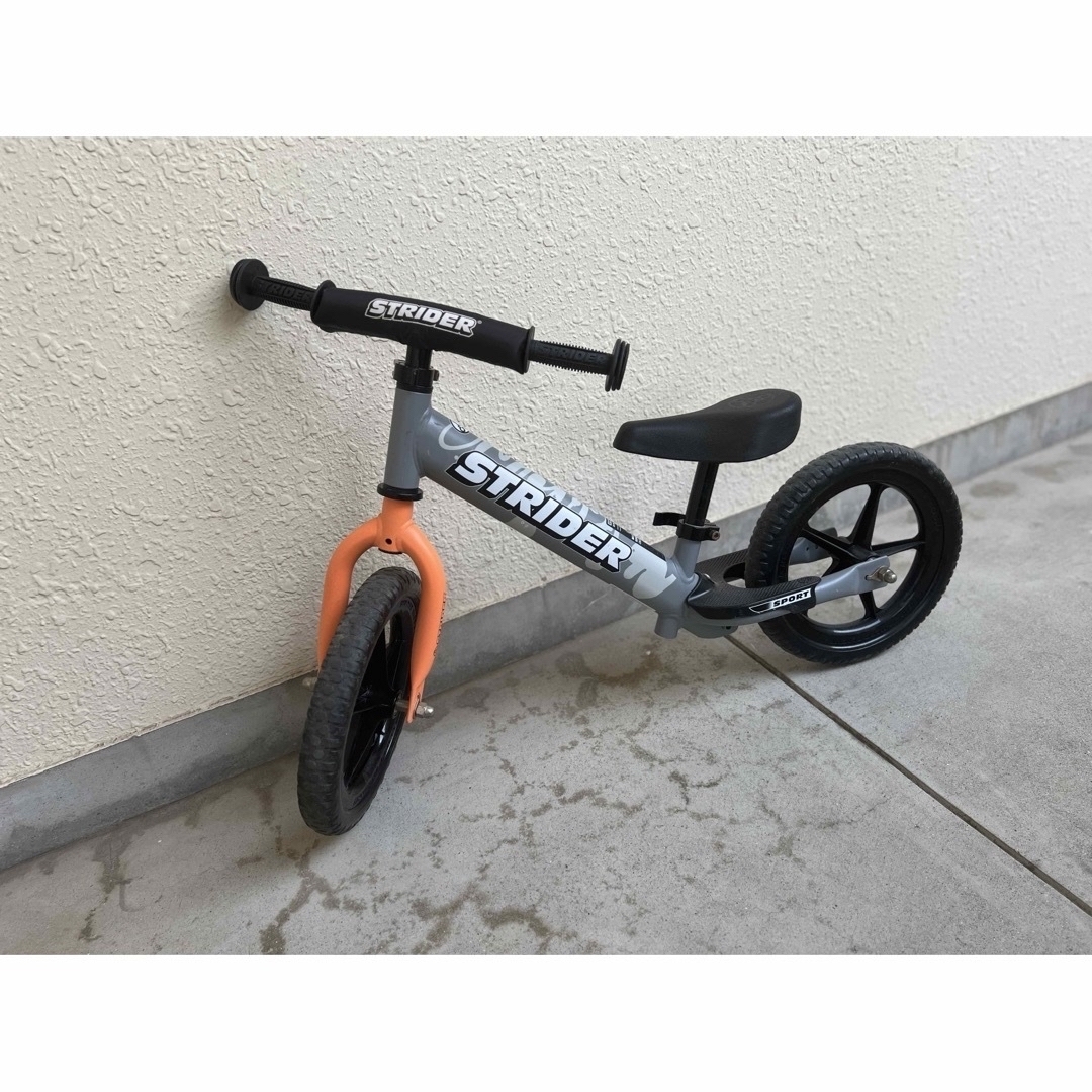 限定カラー】ストライダー 限定色の通販 by 断捨離中です｜ラクマ