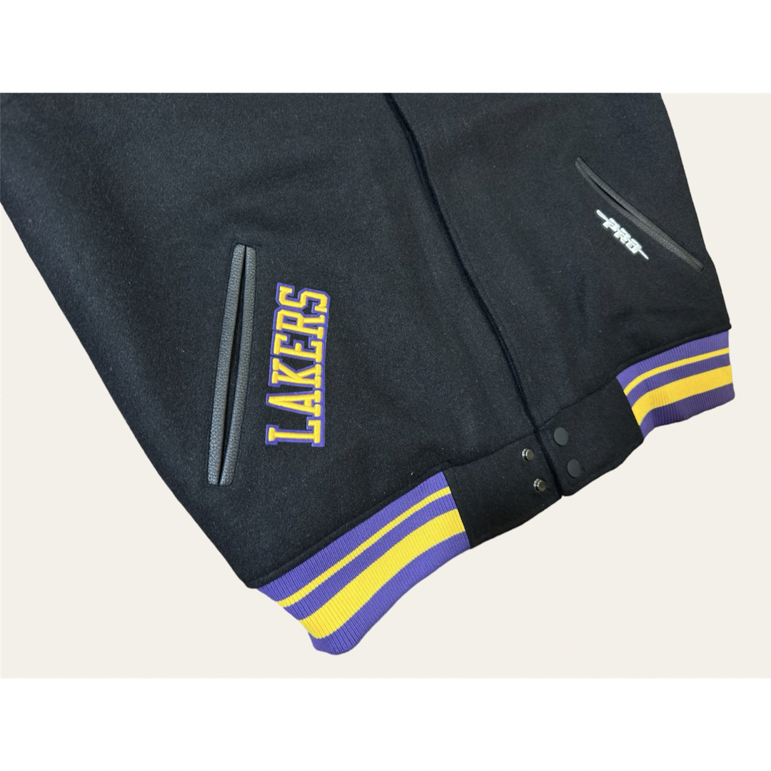 NBA Lakers スタジャン XLサイズ レイカーズ ジャケットの通販 by
