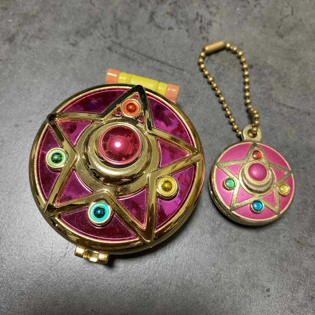 セーラームーン - セーラームーン コンパクトミラー キーホルダー