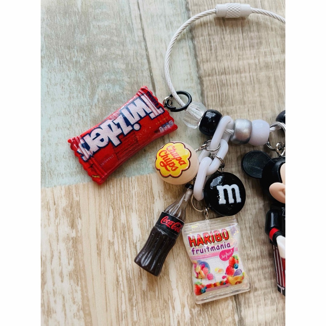 じゃらじゃらキーホルダー ストラップ キーチェーン ミュージック 黒